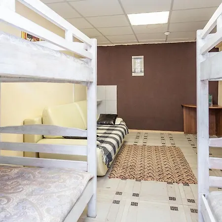 Easy Stay. No Problem Hostel *